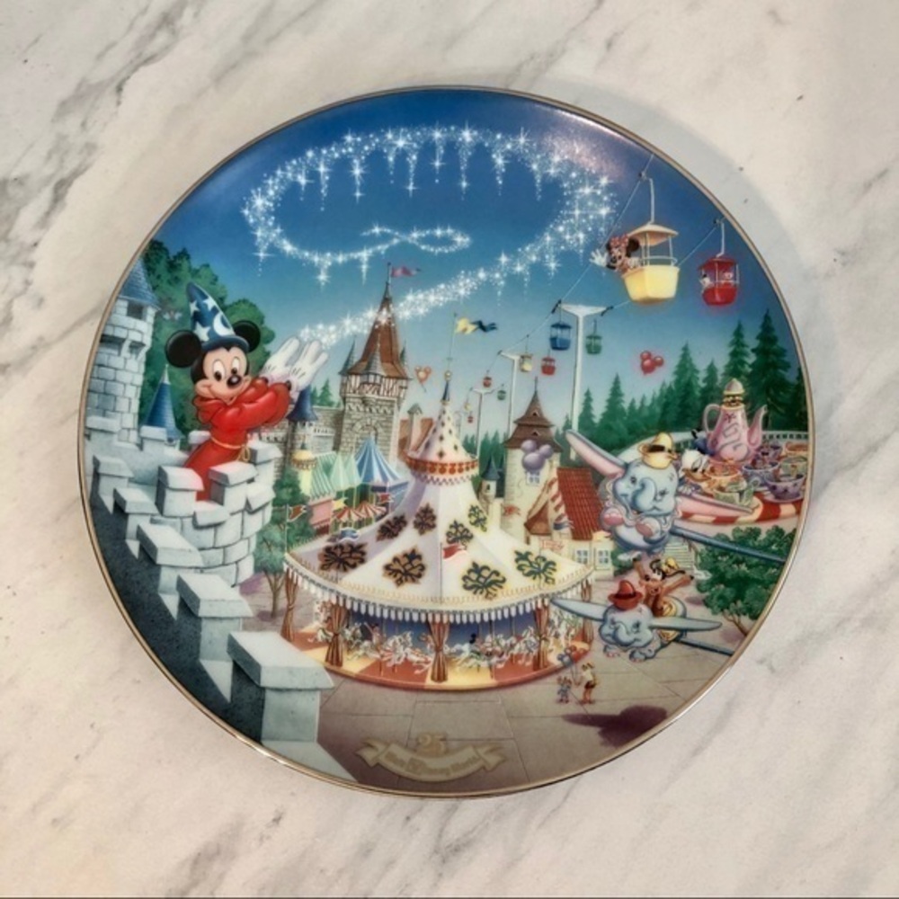 Disney Plate Vintage World 25th Anniversary